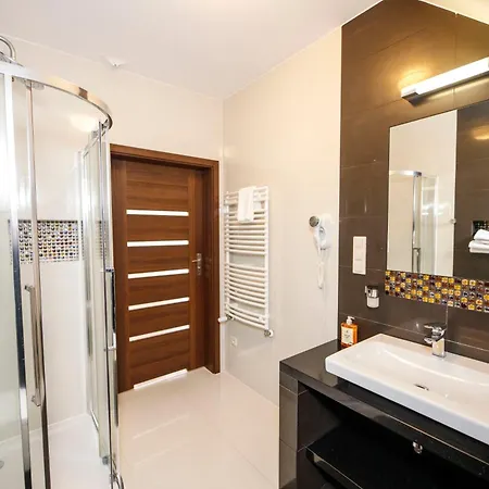 Silva Apartmanhotel 3*