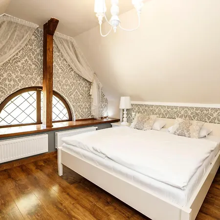 Silva Apartmanhotel 3*